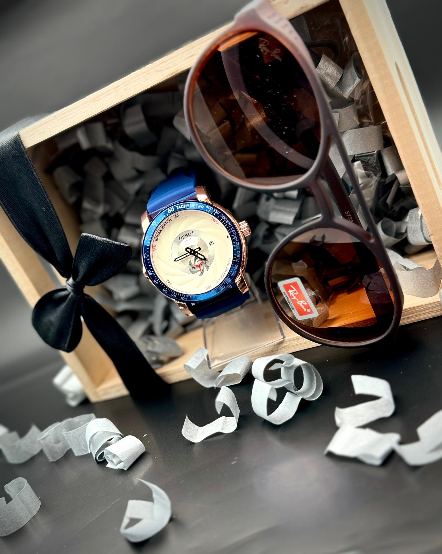 # 2 COMBO RELOJ TISSOT + GAFA